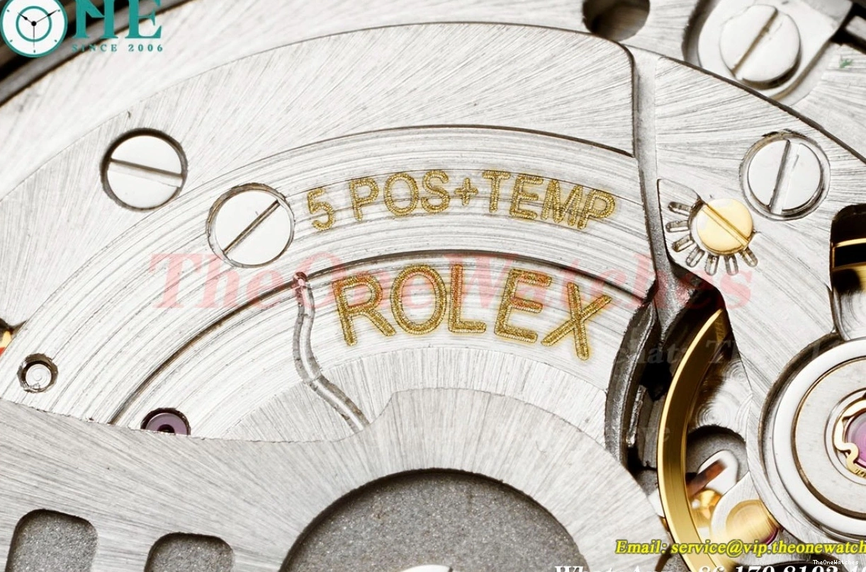 126331 A3235 Datejust Silver EWEF Textured 41mm Jub Stk SS RG 0325